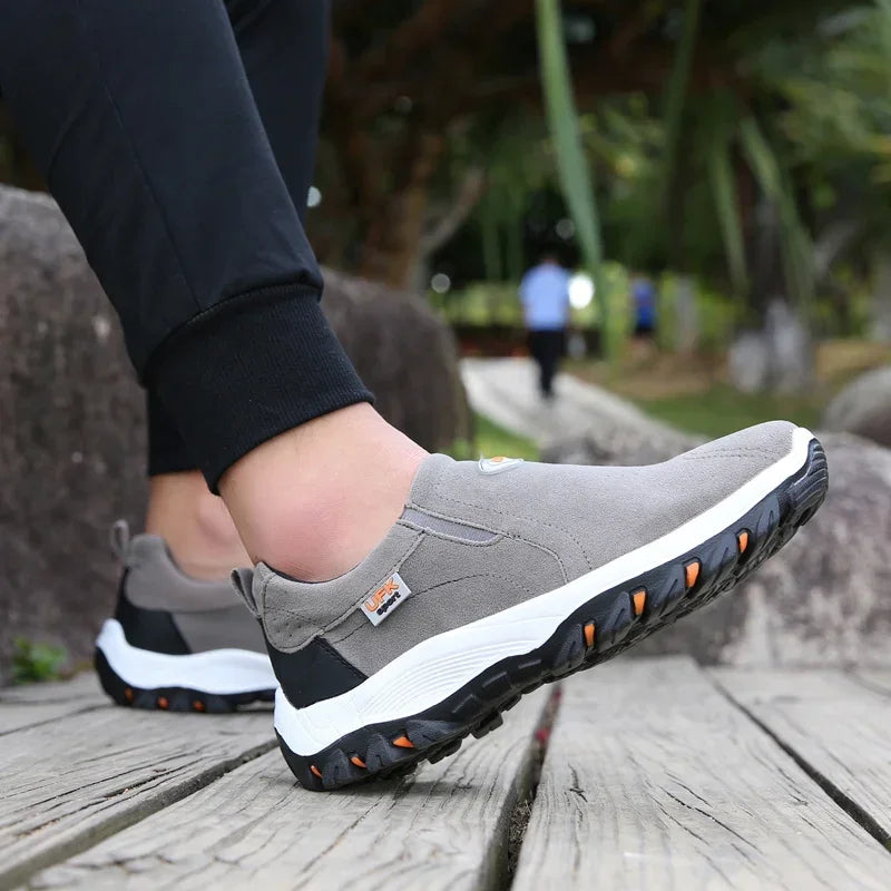 Herren Outdoor-Sportschuhe Große Größen – Wasserdicht, Gr. 38–50